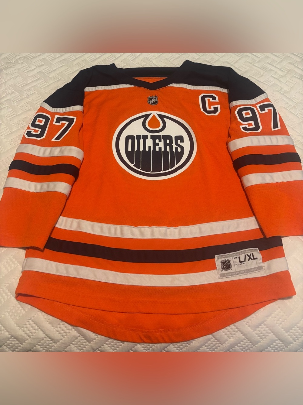 Connor McDavid #97 Edmonton Oilers Youth NHL Licensed Hockey Jersey Size L/XL